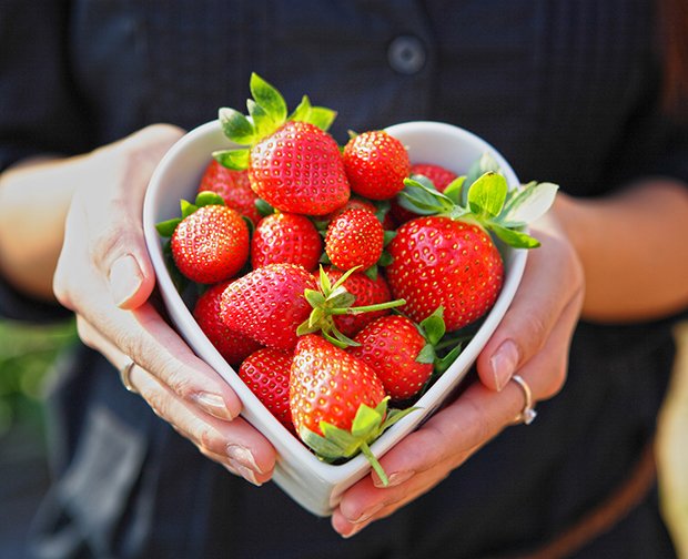 Erdbeeren als gesunder Snack oder als Dessert