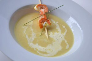 Currysuppe mit Crevetten