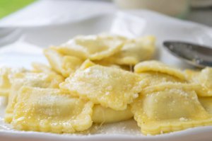 Kürbis-Parmesan-Ravioli
